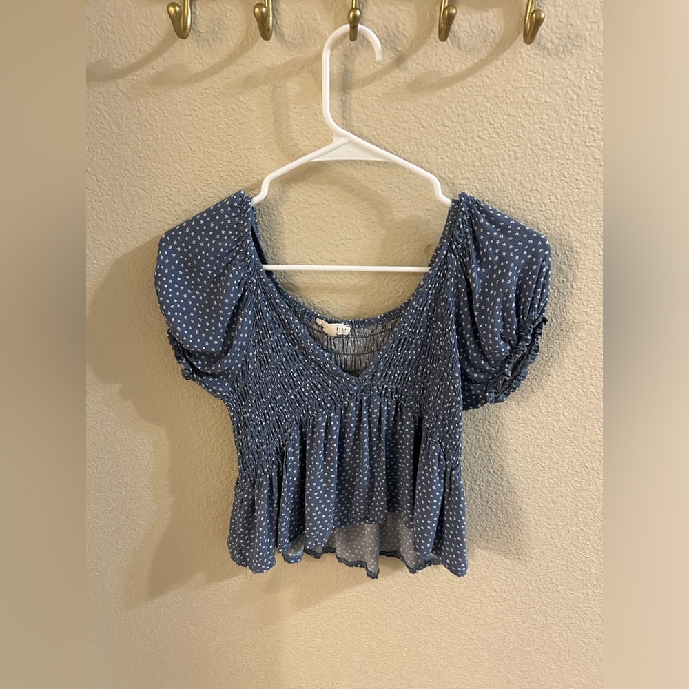 PacSun Floral Puff Sleeve Crop Top
